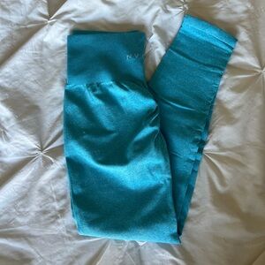 NVGTN scrunch seamless